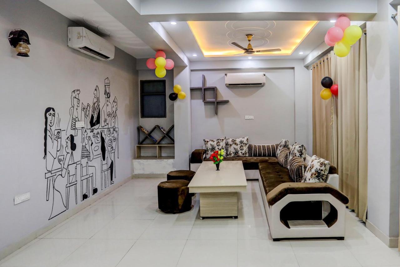Super Townhouse Cloud Bay, Near Genpact, Sector-69, Gurgaon Hotel Kültér fotó
