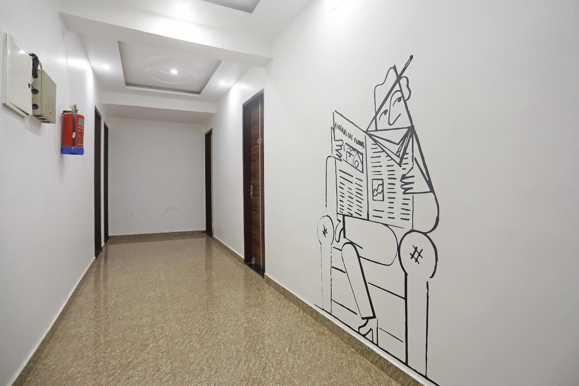 Super Townhouse Cloud Bay, Near Genpact, Sector-69, Gurgaon Hotel Kültér fotó