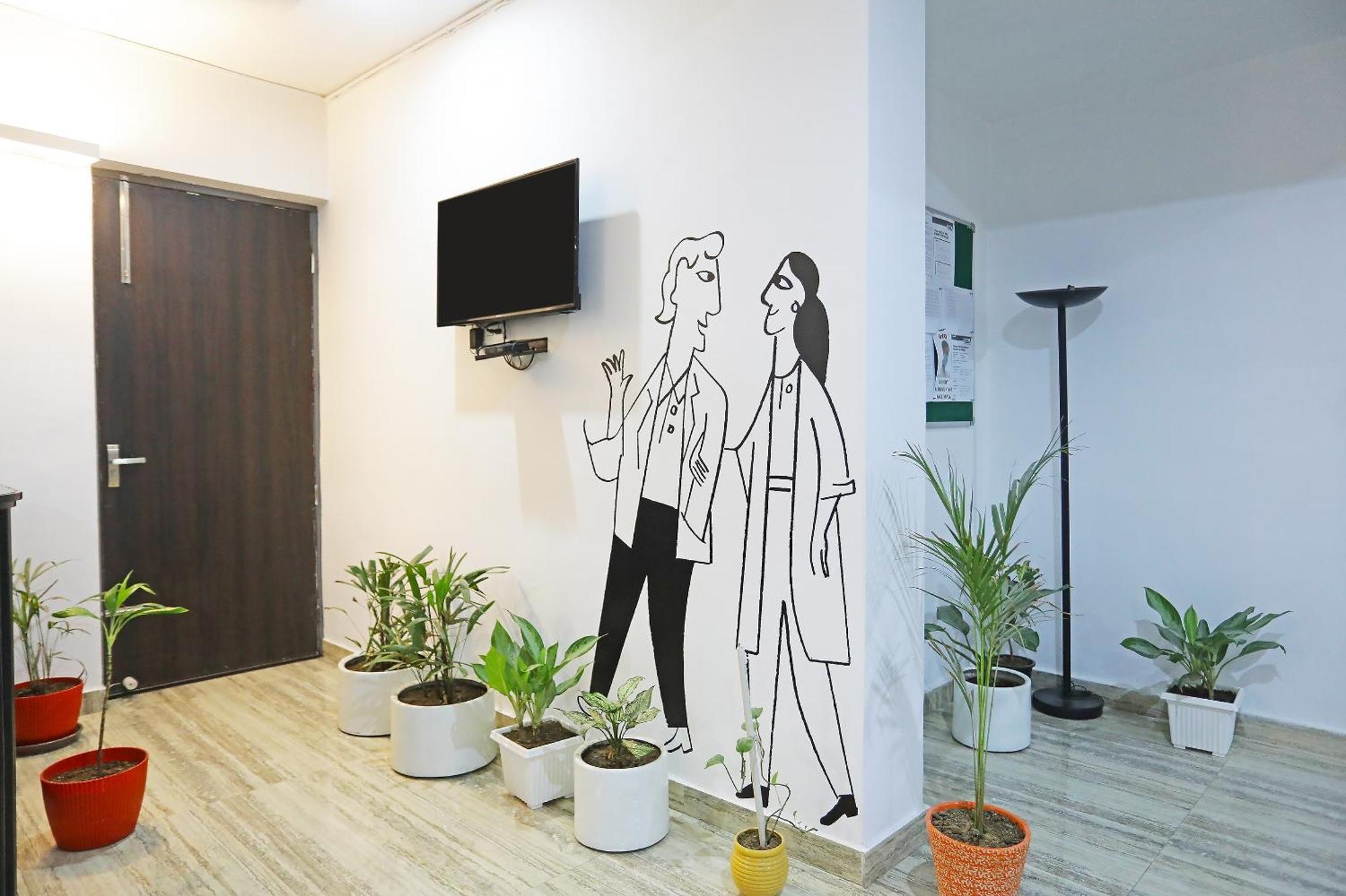 Super Townhouse Cloud Bay, Near Genpact, Sector-69, Gurgaon Hotel Kültér fotó